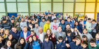 Raúl acompañó a los alumnos de Capayán que participan en una nueva edición de las Olimpiadas de Saber