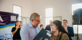 Vecinos del barrio San Antonio Sur recibieron sus escrituras