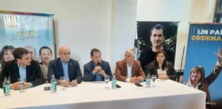 JPC propone que becados pasen a planta en tres años de servicio