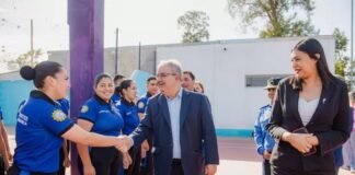 El Gobernador Jalil visitó la Escuela de Cadetes y se reunió con jóvenes aspirantes