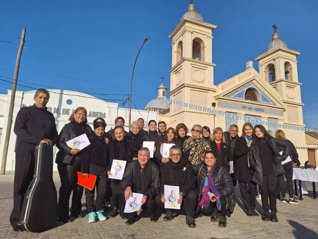 El Cine Teatro Catamarca recibe a los coros locales y del país