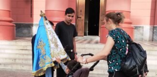 La Virgen visita la Dirección Provincial de Administración