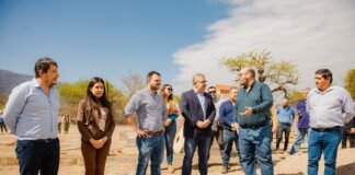 Raúl Jalil y el intendente Menecier recorrieron obras en el departamento Paclín