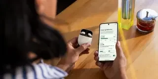 ¿De qué color tendrá los ojos tu bebé? Esta IA te permite descubrirlo 'chateando' con tu ADN