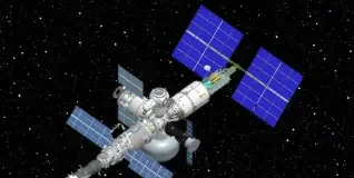 La majestuosa imagen de la Estación Espacial Internacional para celebrar sus 23 años como residencia para los humanos