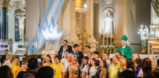 Los comunicadores sociales le rindieron su homenaje a la Virgen