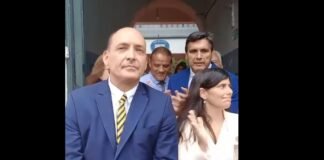 Miembros de la Corte a los empleados judiciales: Están dispuestos a defender la independencia del Poder Judicial? Por sí o por no