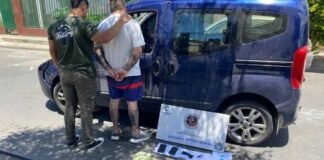 Narco fue interceptado con 2,753 kilos de cocaína y casi 3 millones de pesos