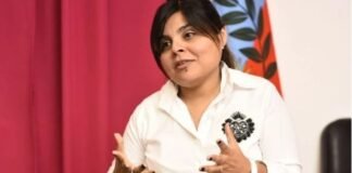 Belkys Vera se tomo licencia del CD de FME