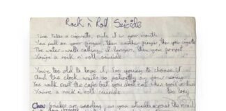 Venden una partitura manuscrita de David Bowie por más de 200 mil dólares