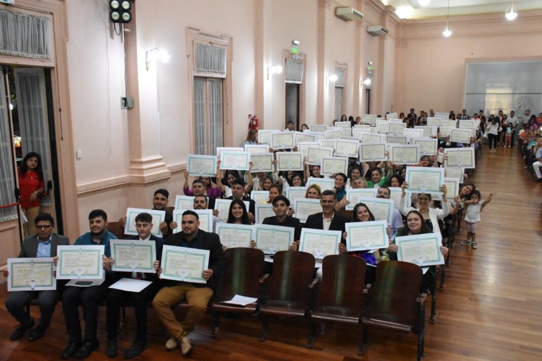 123 nuevos profesionales de la Facultad de Ciencias Exactas