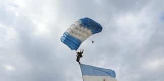 Celebran los 80 años de la declaración de la Virgen del Valle como Patrona del Paracaidismo Militar