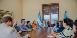 Confirman el pago del aguinaldo para la Administración Pública y evalúan bono para becados