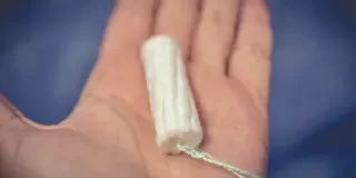 Este implante se inyecta en la piel para controlar la insulina en pacientes con diabetes tipo 1