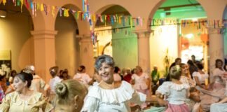 𝗖𝗼𝗻 𝗺𝘂𝗰𝗵𝗼 𝗰𝗼𝗹𝗼𝗿 𝘆 𝗮𝗹𝗲𝗴𝗿𝗶́𝗮 𝗰𝗲𝗿𝗿𝗼́ 𝗲𝗹 𝗮𝗻̃𝗼 𝗲𝗹 𝘁𝗮𝗹𝗹𝗲𝗿 𝗩𝗲𝗻𝗶́ 𝗮 𝗯𝗮𝗶𝗹𝗮𝗿, 𝗲𝗻 𝗹𝗮 𝗖𝗮𝘀𝗮 𝗱𝗲 𝗹𝗮 𝗖𝘂𝗹𝘁𝘂𝗿𝗮