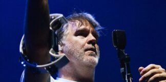 LCD Soundsystem interrumpió un show tras descompensarse uno de sus miembros