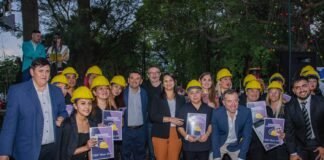 MUJERES SE RECIBIERON DE CONSTRUCTORAS