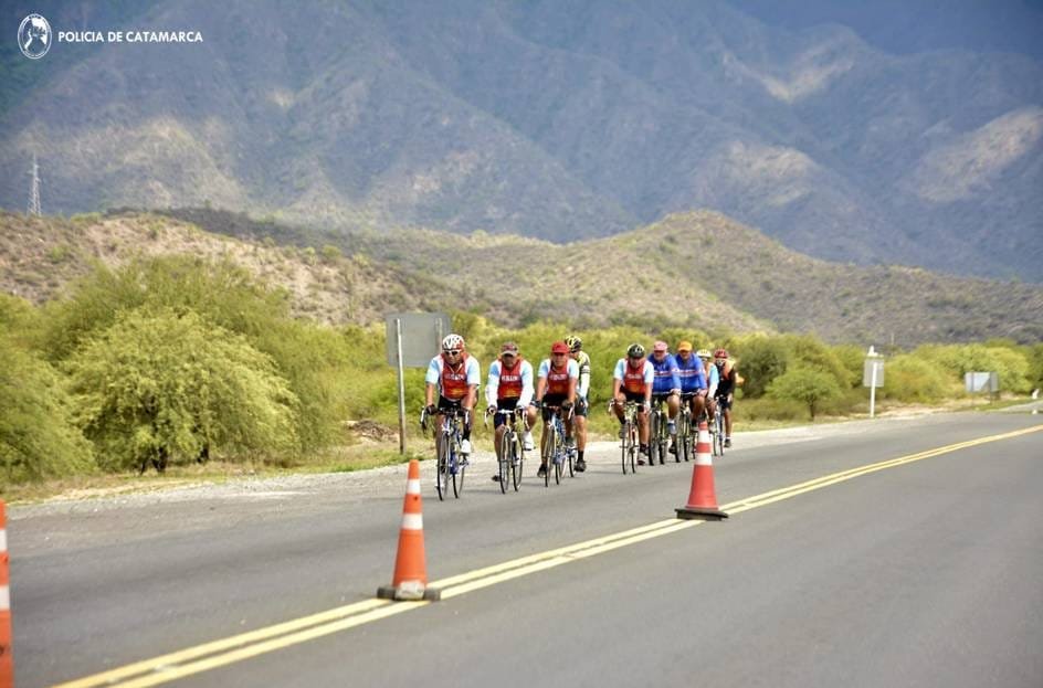 Piden precaución en rutas de Catamarca debido al aumento de peregrinos para la fiesta de la Virgen