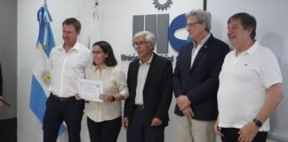 Primeros diplomados en Industria Textil e Hilandería