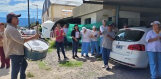 Crisis en Fabrica: Protesta de empleados de empresa alimentos Camino S.A no les pagan los sueldos