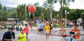 La gente acompañó en La Puerta la propuesta de Posta!