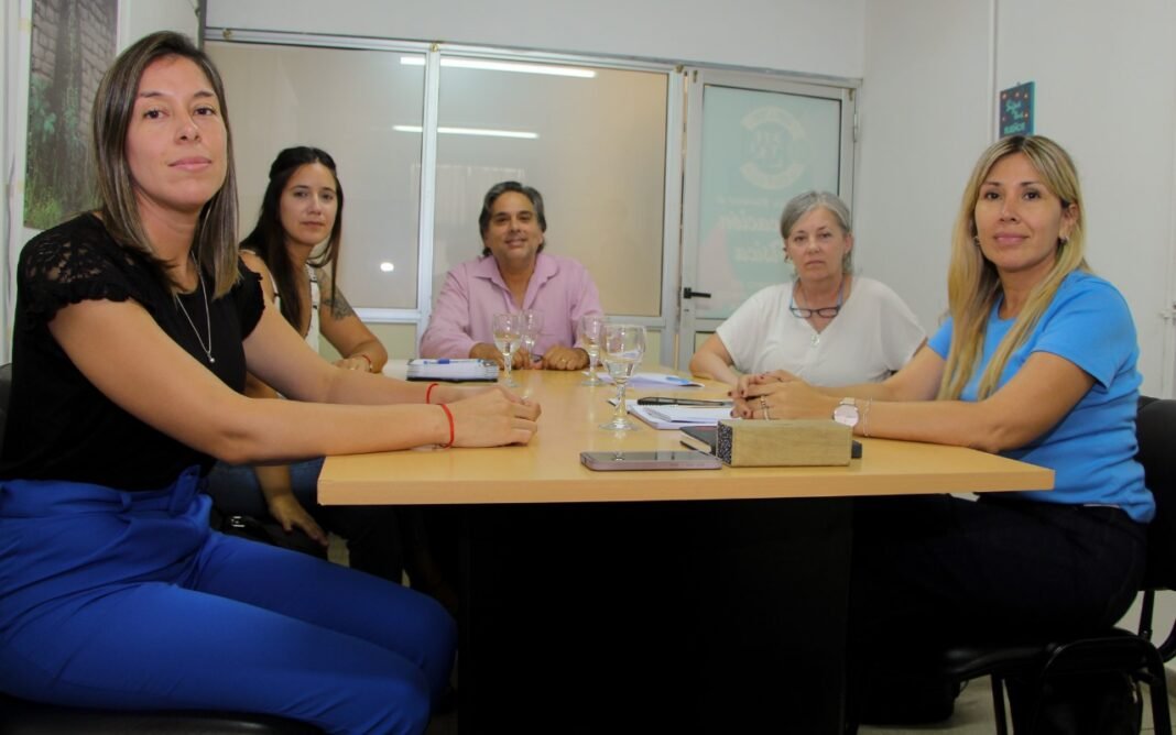 Salud y Educación coordinan acciones conjuntas para la Salud Mental Escolar