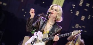 St. Vincent compartió detalles de su próximo álbum