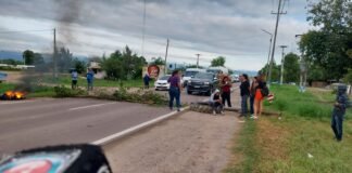 CORTE DE RUTA NACIONAL 64 A LA ALTURA DE INGRESO A LA LOCALIDAD DE LOS ALTOS