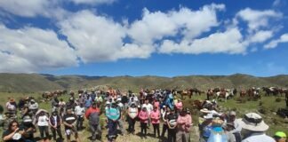 Procesión de Fe Mariana en las montañas de Humaya Grande