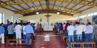Via Crucis en la cárcel de Miraflores