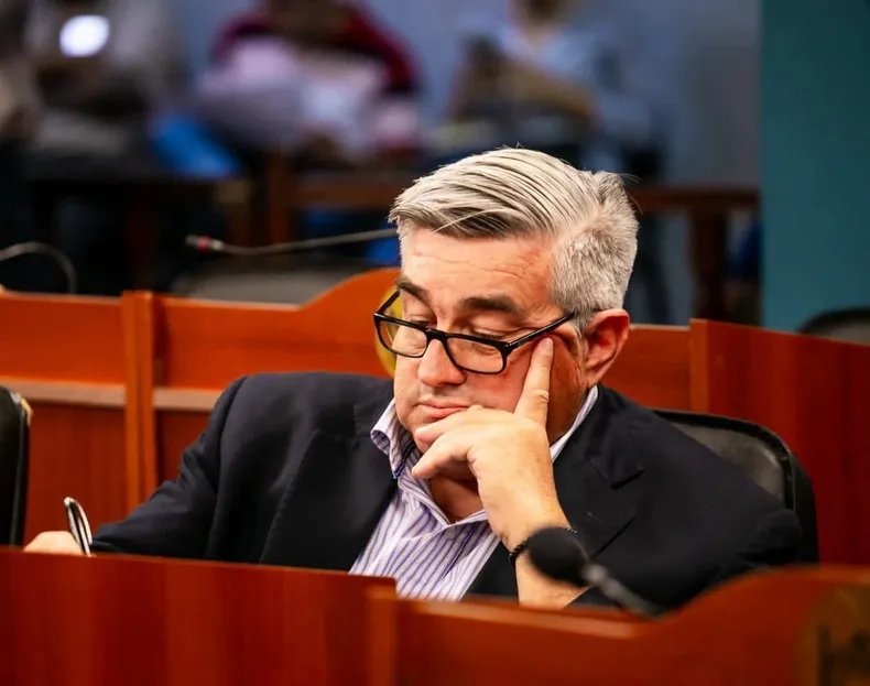 Diputado Acuña: Emergencia económica, «es una Ley de dudas y mentiras que nadie explica»