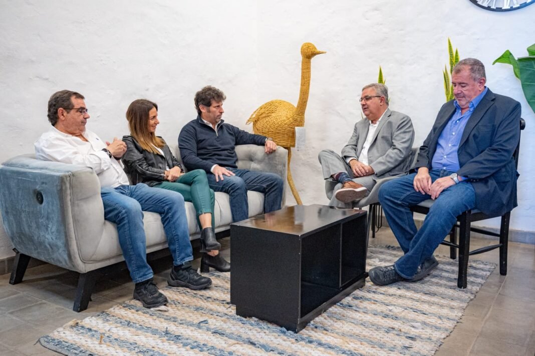 Raúl Jalil recibió al nuevo presidente YMAD