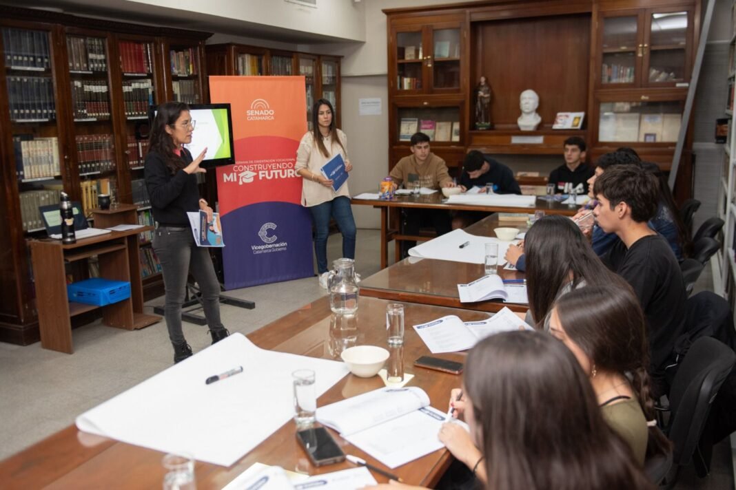 Se iniciaron los talleres gratuitos y abiertos de Orientación Vocacional de Vicegobernación