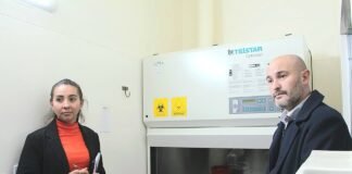Avanza el proceso de instalación de la nueva cabina de flujo laminar en el San Juan