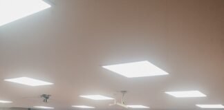 Mientras en diputados se tiraban la pelotita por Textilcom, los trabajadores recibian telegramas de despidos