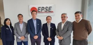 Raúl Jalil visitó la fábrica de Paneles Solares en San Juan y se abren perspectivas de trabajo conjunto