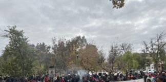 Conflicto Municipal en Santa Maria: Empleados aguardan respuestas en inmediaciones al palacio municipal