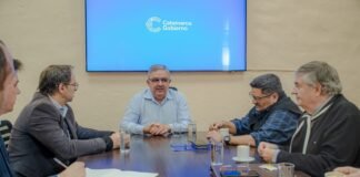 El Gobierno impulsa la creación de un clúster científico-productivo para el sector agroindustrial