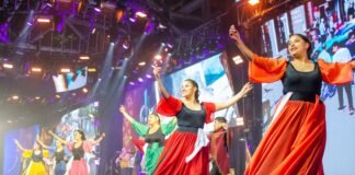 Fiesta para lanzar el Poncho 2024