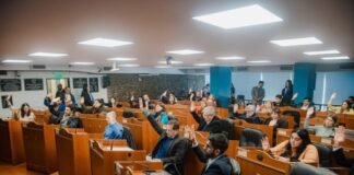 Insólito: Piden modificar la letra del Himno de la Provincia, se olvidaron de un departamento