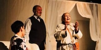 LA FAMILIA REUNIDA ESTRENÓ EN EL URBANO GIRARDI A SALA LLENA