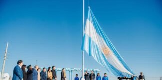 Saujil: Jalil inauguró un Aula del Futuro y obras en vísperas del Día de la Bandera