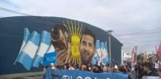 Trabajadores de Textilcom volvieron a marchar a Casa de Gobierno: «Seguimos sin una solución concreta a la vista»