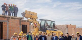 Jalil supervisó la reactivación de la obra de viviendas en el Loteo Fernández