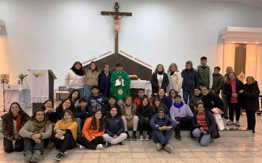 Misión Juvenil Redentorista en barrios periféricos de la parroquia Jesús Niño
