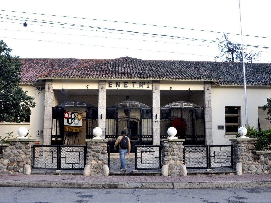 Atención: El 26 de agosto inician las preinscripciones en la ENET N°1