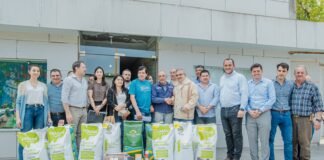 Entrega de maquinaria y apoyo a productores del Este catamarqueño