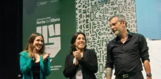 Cartañá en la Feria del Libro: “Es posible cambiar y mejorar las relaciones con los demás”