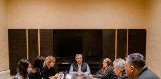 Los salarios de los trabajadores públicos se actualizarán de manera mensual