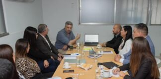 SENADORES CON LA MINISTRA DE ECONOMÍA POR EL RIGI